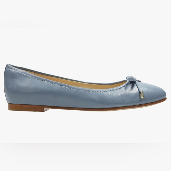 Clark’s Women’s Grace Lily Light Blue Leather Flat Padded Insole. 9 1/2… - Picture 3 of 9